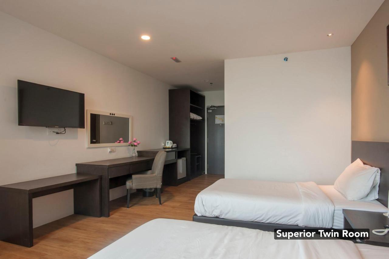 Summit Signature Hotel Oug Kl Куала Лумпур Екстериор снимка
