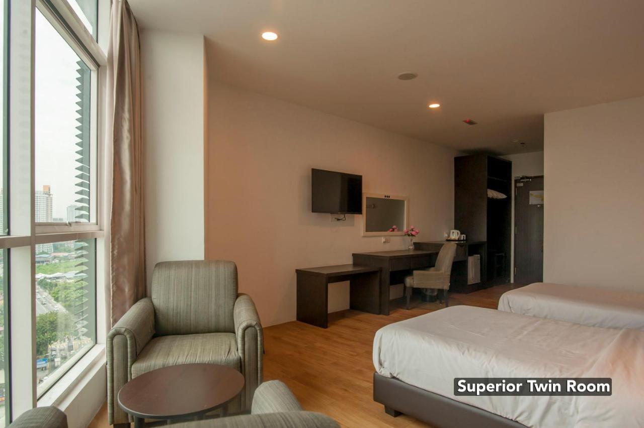 Summit Signature Hotel Oug Kl Куала Лумпур Екстериор снимка